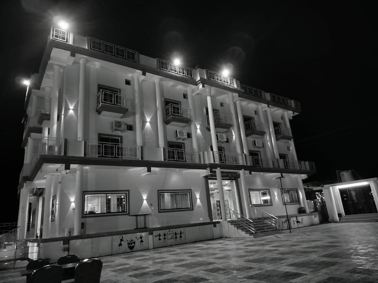 Mangalam Palace Seoni  Exteriör bild